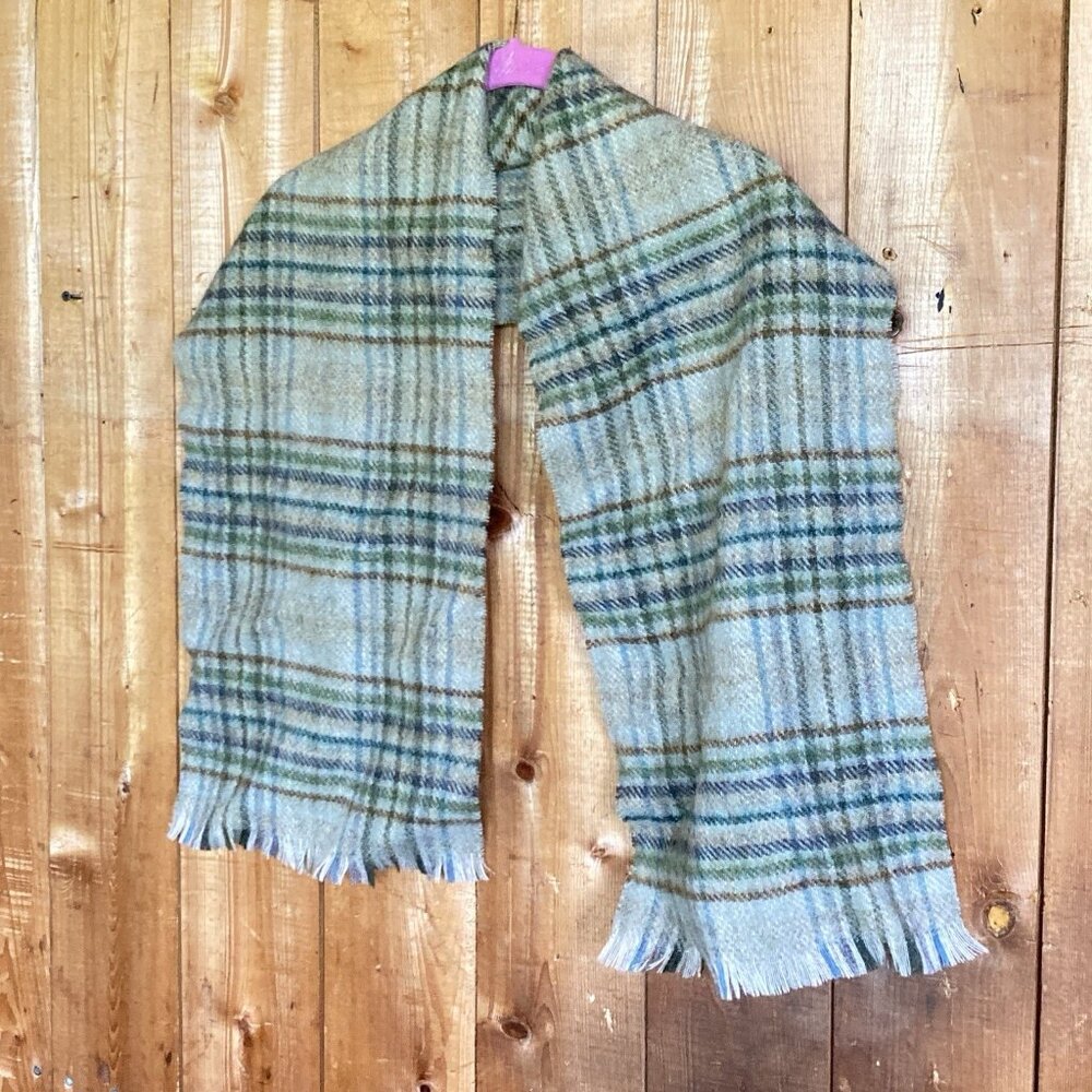 VTG Lochcarron Shetland Scarf 100% Fine Wool Green Plaid Made Scotland 11”x55”